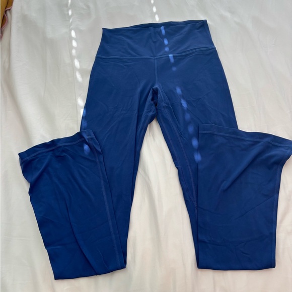 Lululemon flare pants - Picture 1 of 3